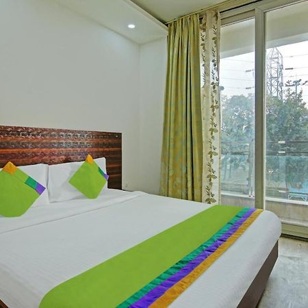 Itsy Hotels Nyra Ґурґаон Екстер'єр фото