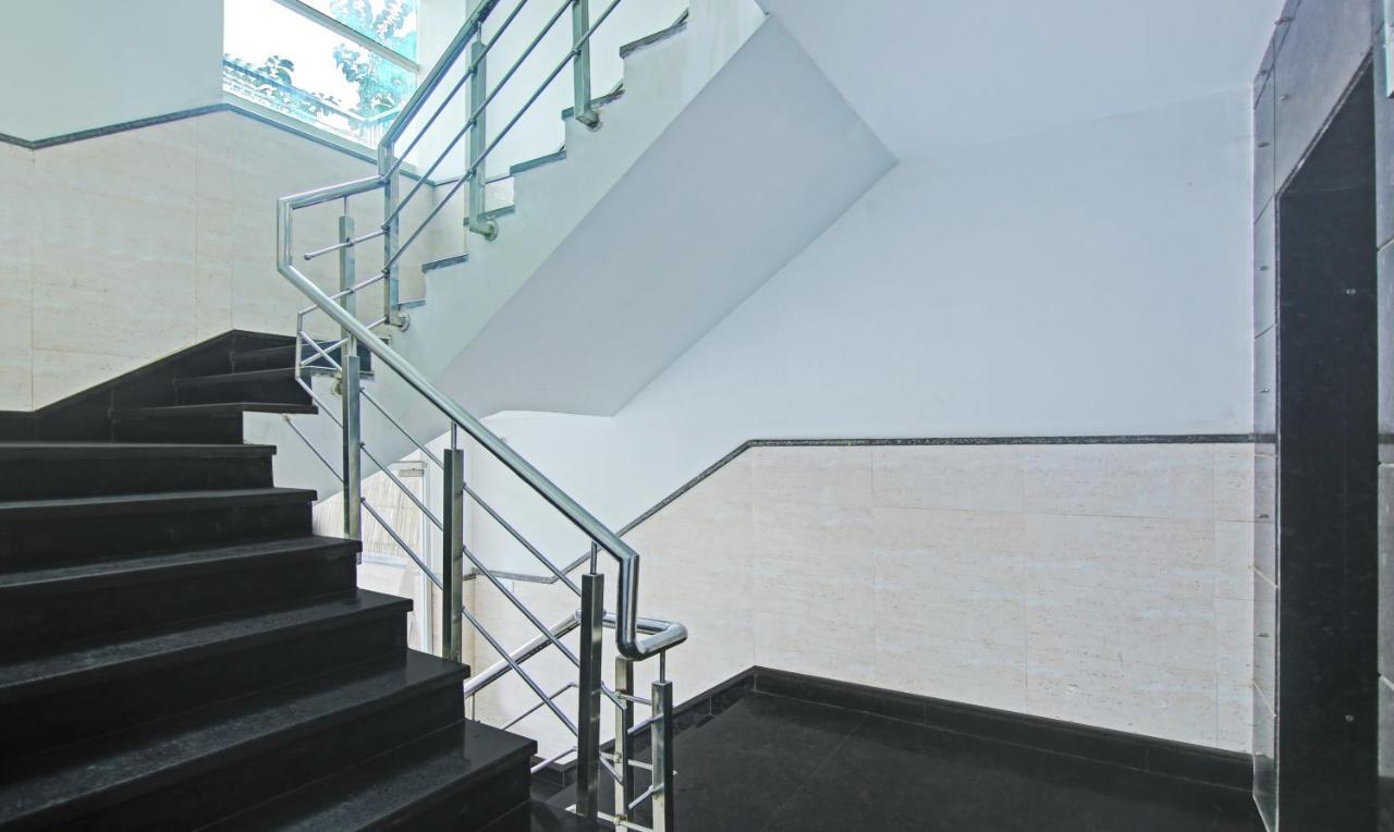 Itsy Hotels Nyra Ґурґаон Екстер'єр фото